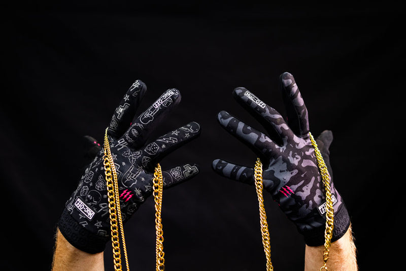 Load image into Gallery viewer, Muc-Off D30 Rider Gloves - Punk 2XLarge