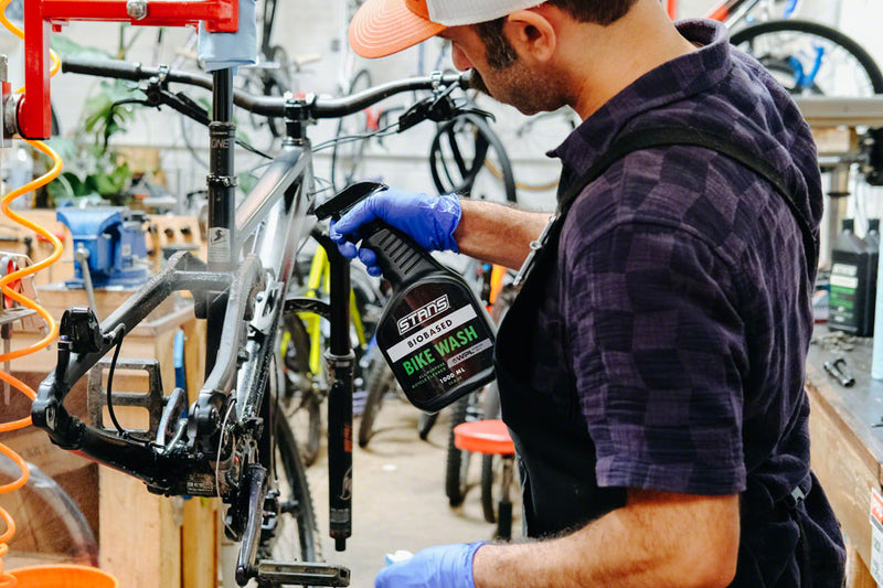 Load image into Gallery viewer, Stan's Biobased Bike Wash - 1L