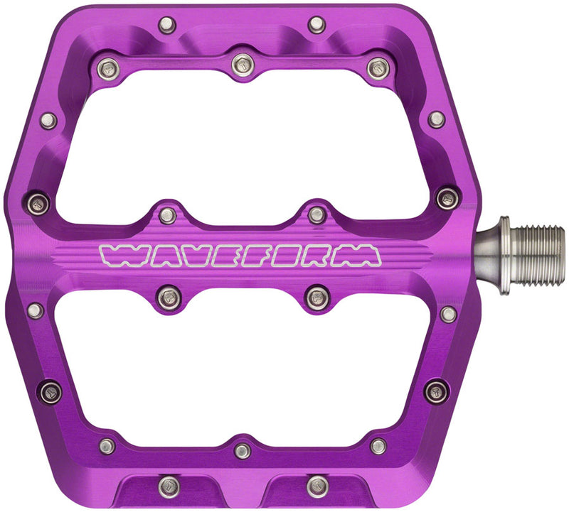 Load image into Gallery viewer, Wolf Tooth Waveform Pedals - Purple Large