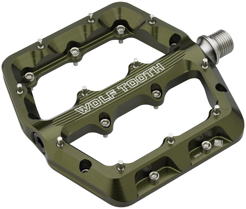 Load image into Gallery viewer, Wolf Tooth Waveform Pedals - Olive Large