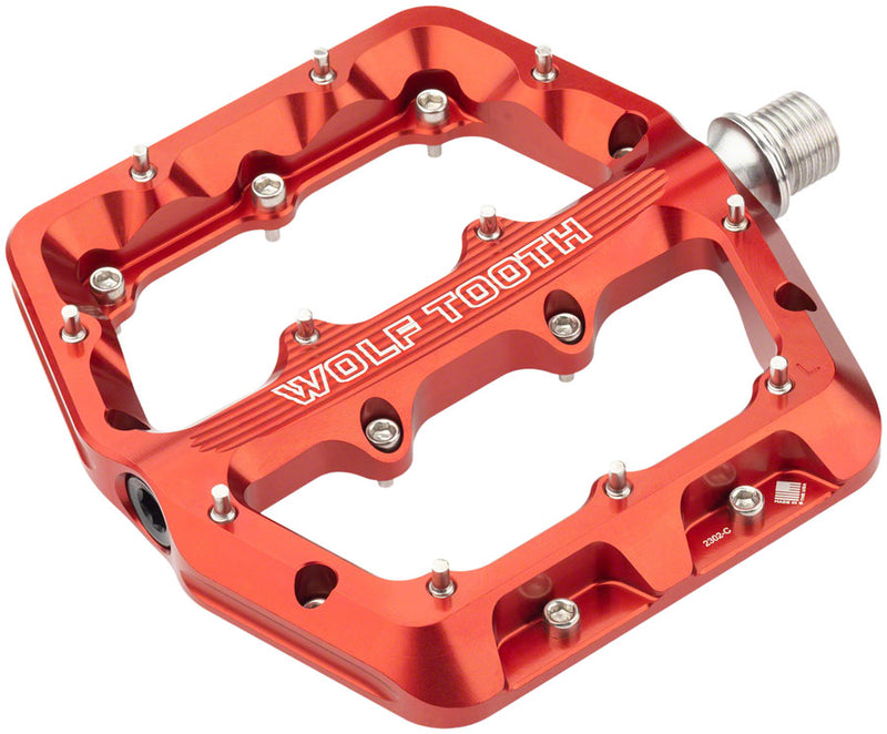 Load image into Gallery viewer, Wolf Tooth Waveform Pedals - Red Large