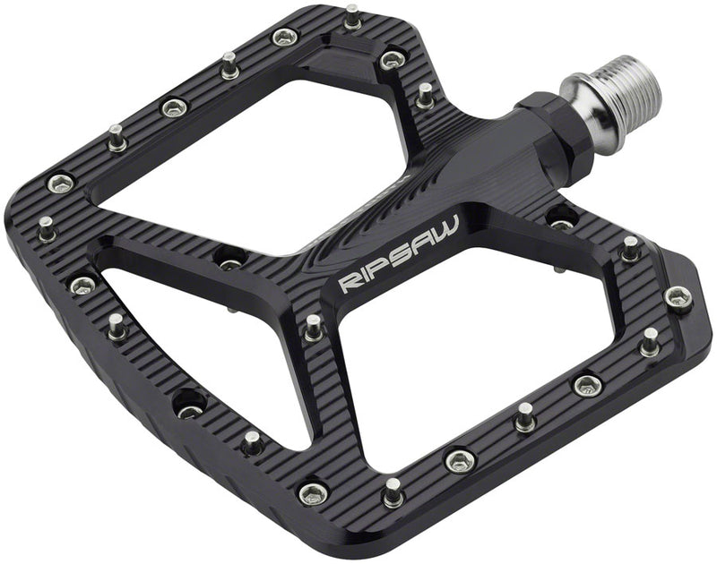 Load image into Gallery viewer, Wolf Tooth Ripsaw Aluminum Pedals - Platform Aluminum 9/16" Black