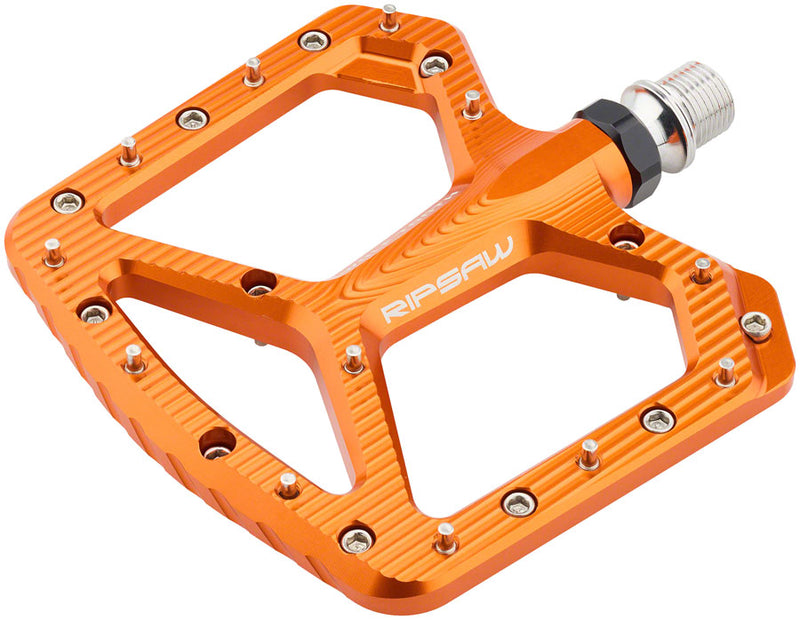 Load image into Gallery viewer, Wolf Tooth Ripsaw Aluminum Pedals - Platform Aluminum 9/16" Black Orange