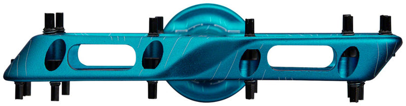 Load image into Gallery viewer, RaceFace Atlas Pedals - Platform Aluminum 9/16" Turquoise