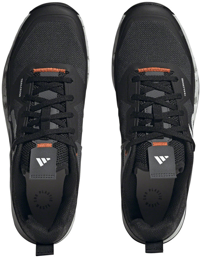 Load image into Gallery viewer, Five Ten Trailcross XT Flat Shoes - Men's Core Black/Ftwr White/Gray Six 7.5