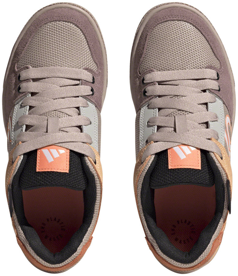 Load image into Gallery viewer, Five Ten Freerider Flat Shoes - Women's Wonder Taupe/Ftwr White/Acid Orange 9