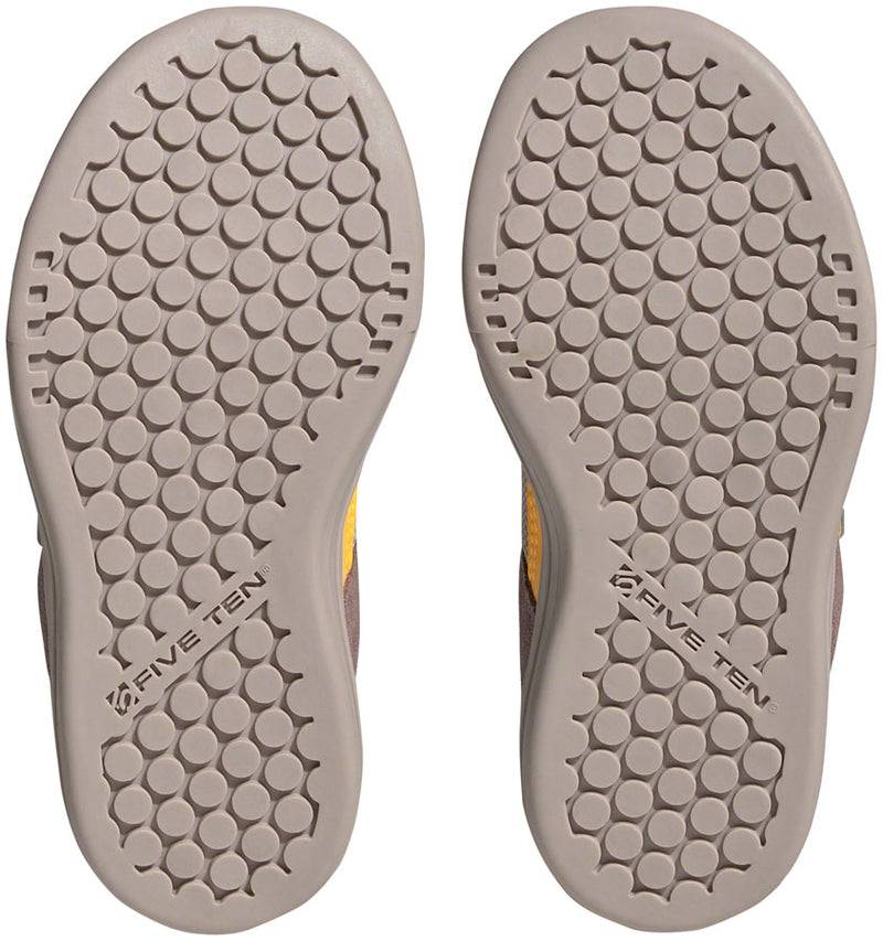 Load image into Gallery viewer, Five Ten Freerider VCS Flat Shoes - Kids Wonder Taupe/Gray One/Solar Gold 5.5