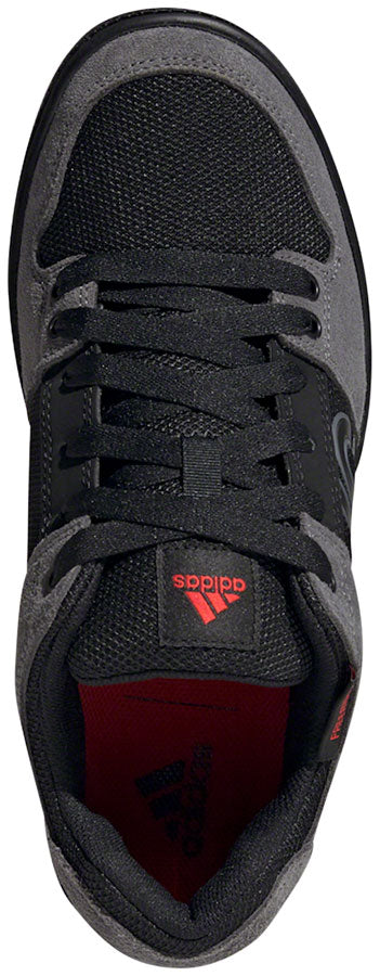 Load image into Gallery viewer, Five Ten Freerider Flat Shoes - Men's Gray Five / Core BLK / Gray Four 10.5