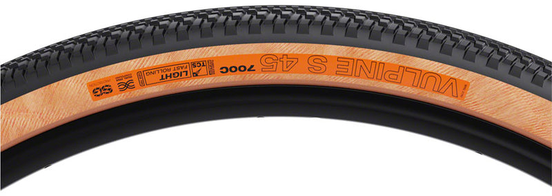 Load image into Gallery viewer, WTB Vulpine S Tire - 700 x 45 TCS Tubeless Folding BLK/Tan Light/Fast Rolling Dual DNA SG