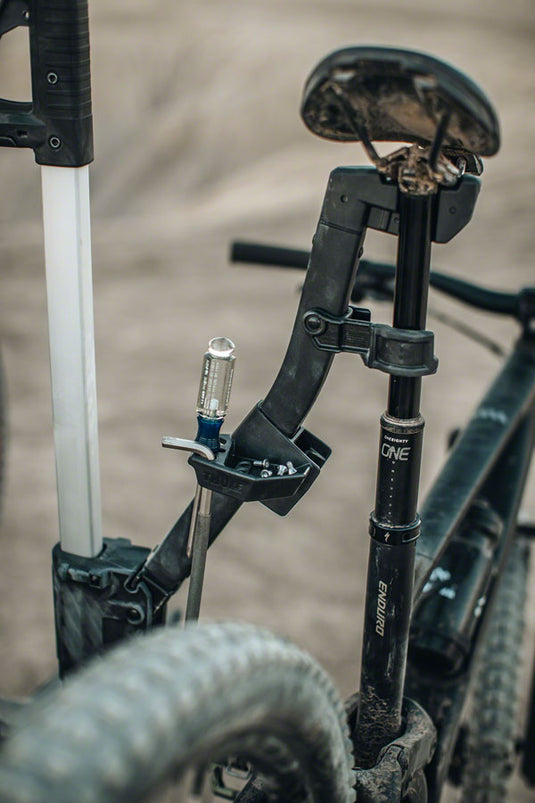 Thule Verse Repair Holder - Black