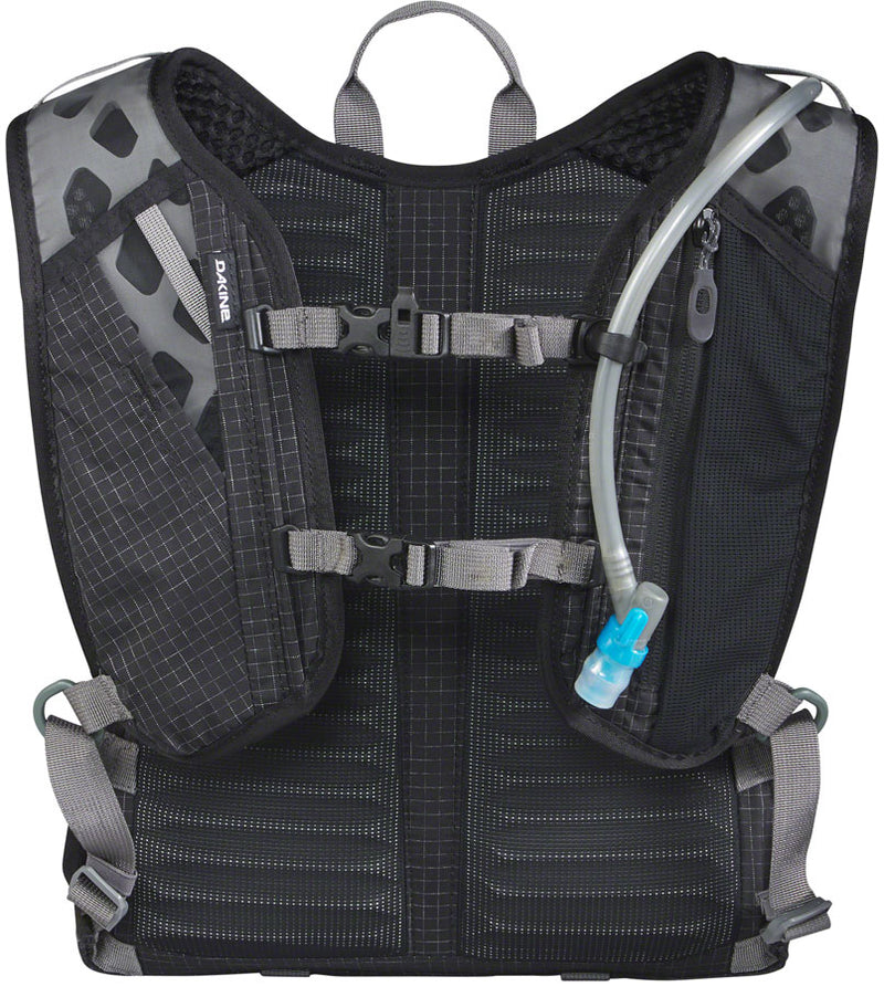 Load image into Gallery viewer, Dakine Syncline Hydration Pack - 8L Black
