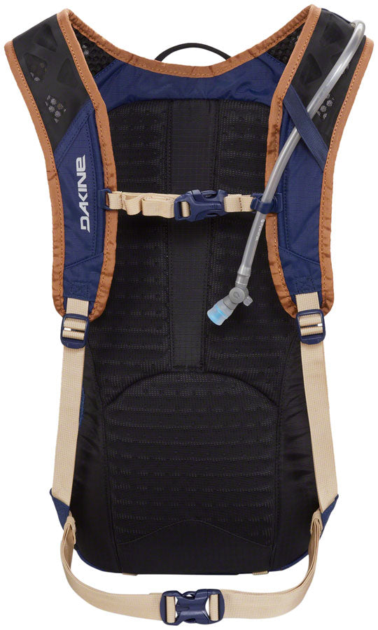 Load image into Gallery viewer, Dakine Syncline Hydration Pack - 12L Naval Academy
