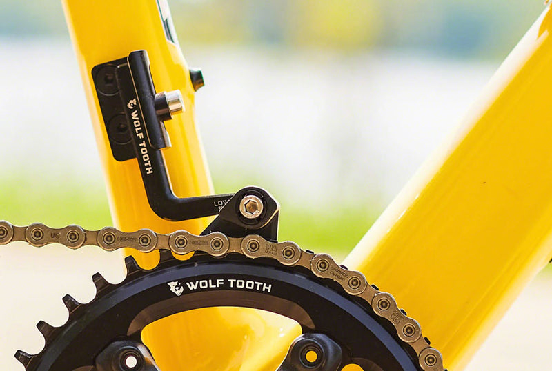 Load image into Gallery viewer, Wolf Tooth LoneWolf Aero Chainguide - 32t-50t Braze-On Low-Sweep For 1x Drivetrains Only BLK
