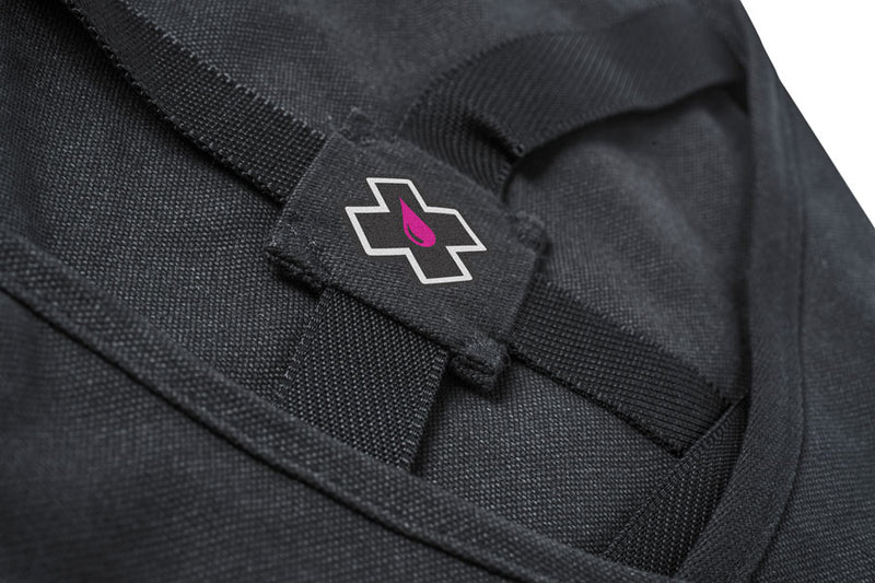 Load image into Gallery viewer, Muc-Off Workshop Apron
