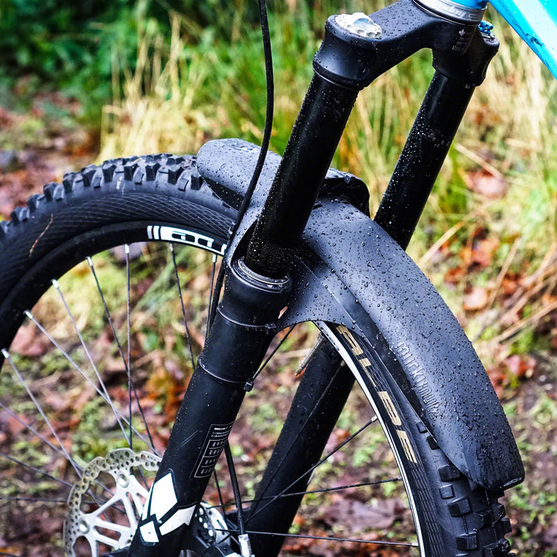 Load image into Gallery viewer, Mucky Nutz Mug Guard Fender: Short Black
