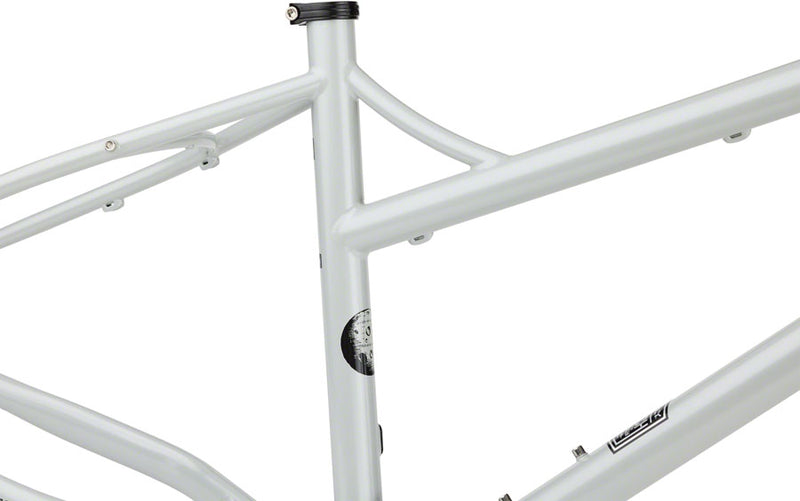 Load image into Gallery viewer, Surly Moonlander Fat Tire Bike Frameset - 24" Steel Lunar Dust Gray Small

