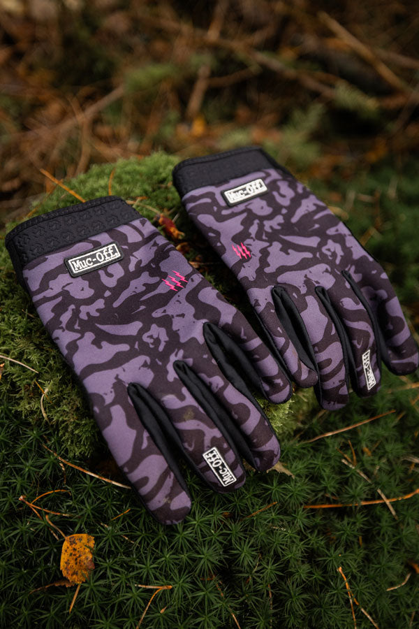 Load image into Gallery viewer, Muc-Off Rider Gloves - Gray Camo Xlarge

