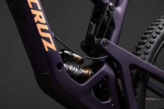 Santa Cruz Hightower R