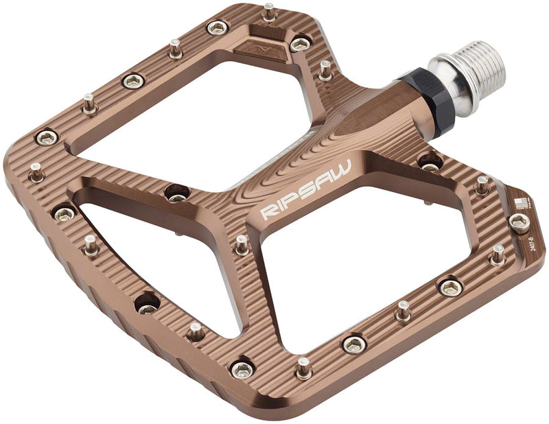 Load image into Gallery viewer, Wolf Tooth Ripsaw Aluminum Pedals - Platform Aluminum 9/16" Black Espresso
