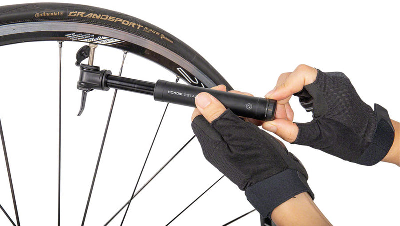 Load image into Gallery viewer, Topeak Roadie Mini Pump - 2Stage 160psi Black
