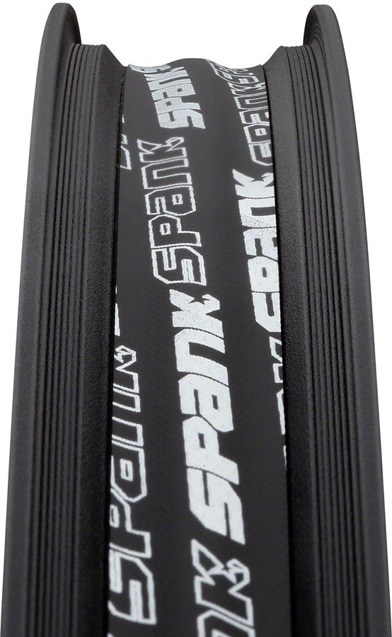 Load image into Gallery viewer, Spank Spike Race 33 Rim - 26" Disc Black 32H
