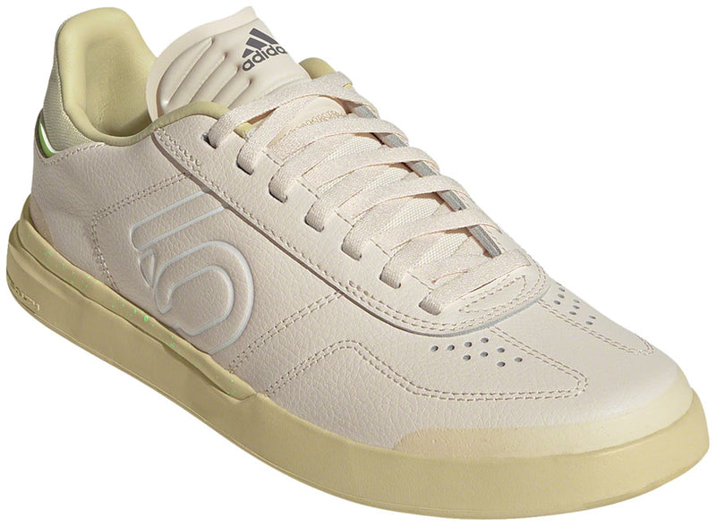 Load image into Gallery viewer, Five Ten Sleuth DLX Flat Shoes - Women's Wonder White/FTWR White/Sandy Beige 8
