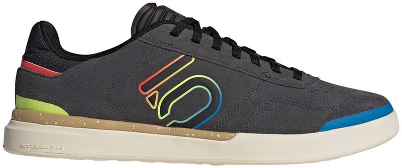 Load image into Gallery viewer, Five Ten Sleuth DLX Flat Shoes - Men's Core Black/Carbon/Wonder White 12.5
