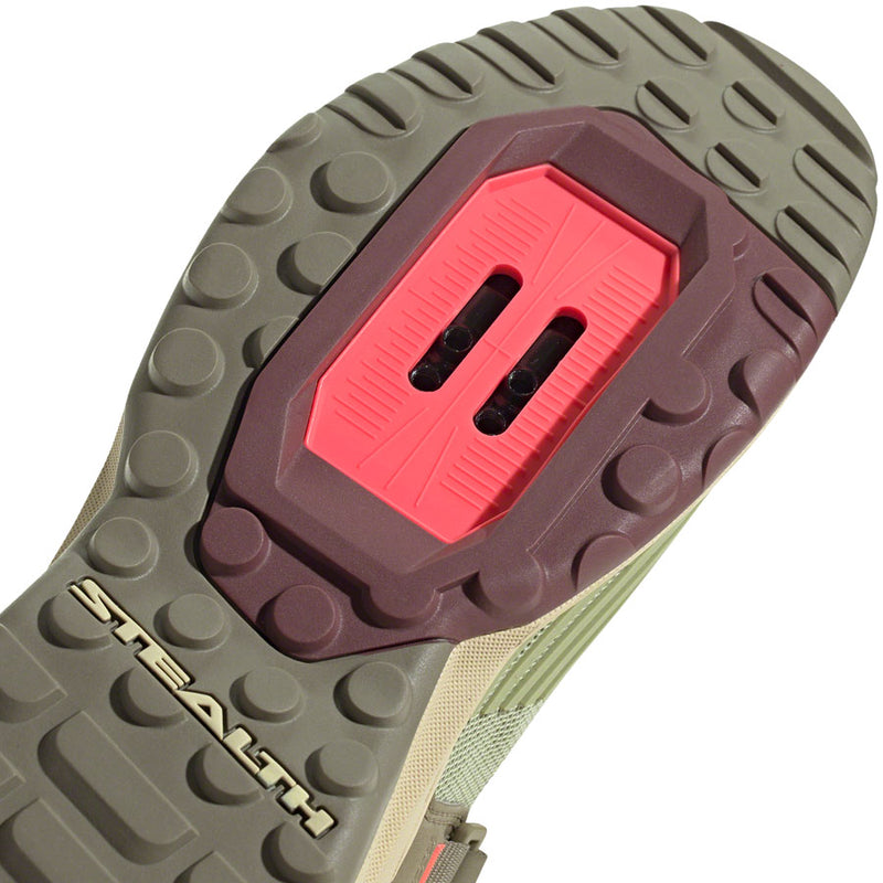 Load image into Gallery viewer, Five Ten Trailcross Mountain Clipless Shoes - Women's Quiet Crimson/Orbit Green/Turbo 6.5
