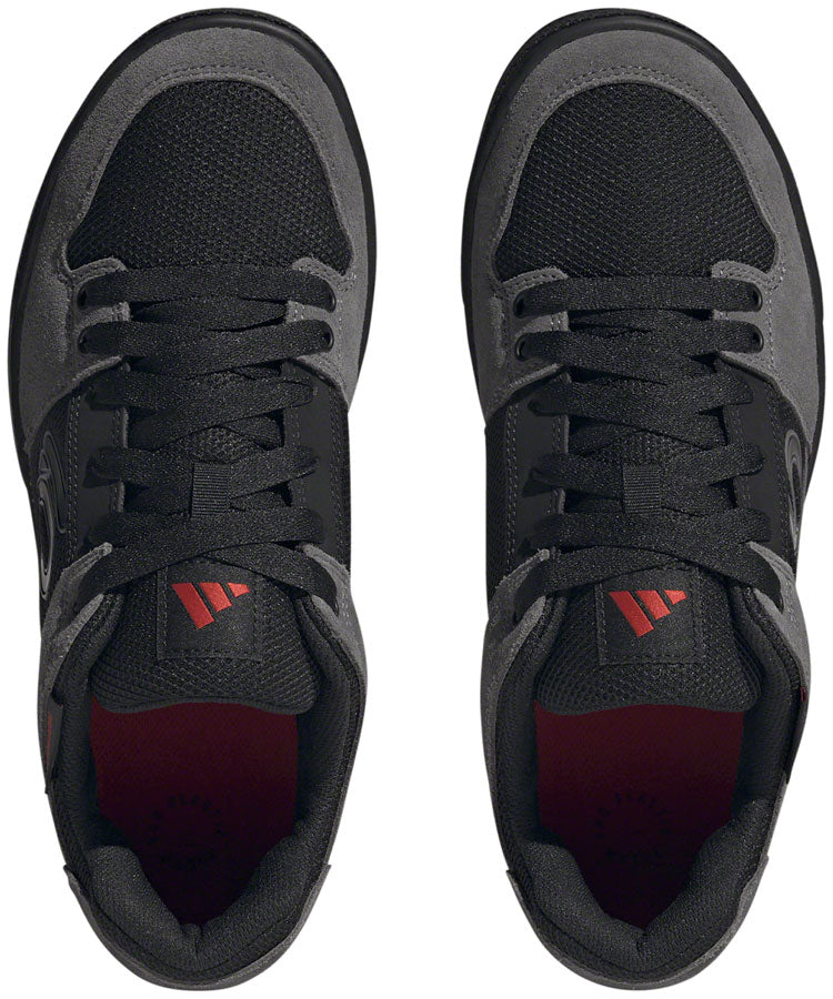 Load image into Gallery viewer, Five Ten Freerider Flat Shoes - Men's Gray Five/Core Black/Gray Four 7.5
