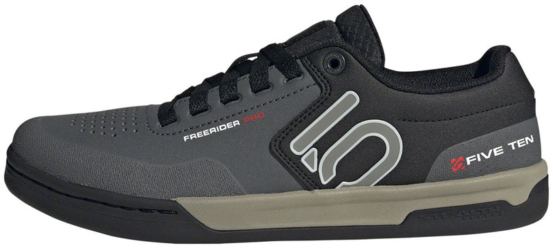 Load image into Gallery viewer, Five Ten Freerider Pro Flat Shoes - Men's Gray Six/Silver Pebble/Core BLK 7.5
