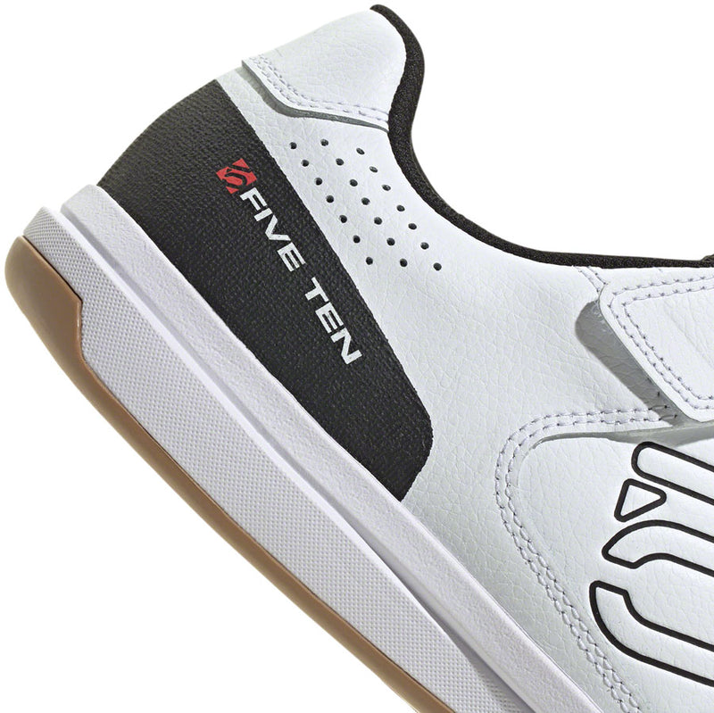 Load image into Gallery viewer, Five Ten Hellcat Mountain Clipless Shoes - Men's FTWR White/Core Black/Red 4
