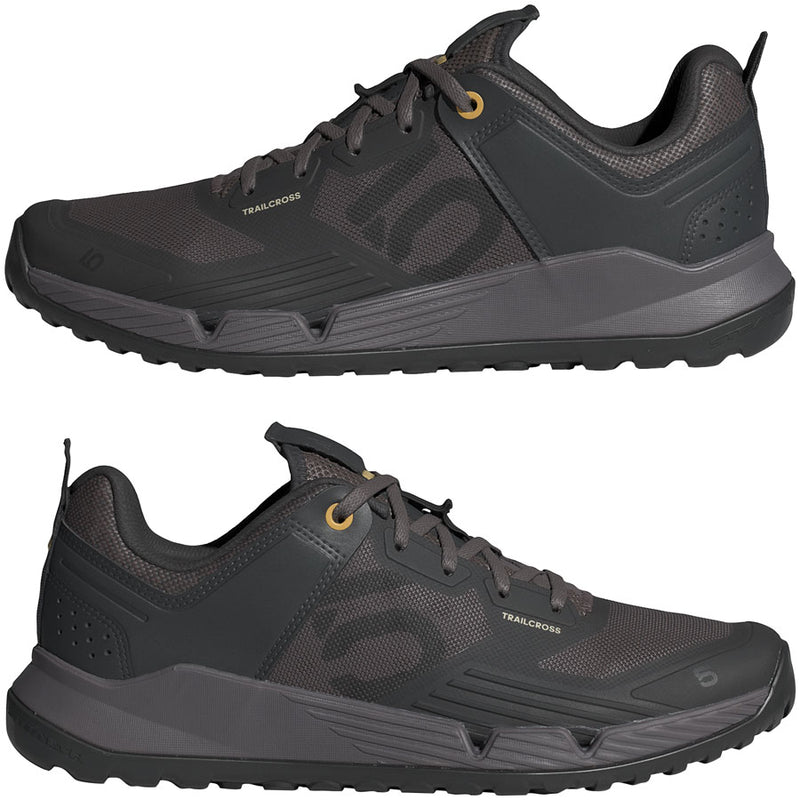 Load image into Gallery viewer, Five Ten Trailcross XT Flat Shoes - Men's Charcoal / Carbon / Oat  9
