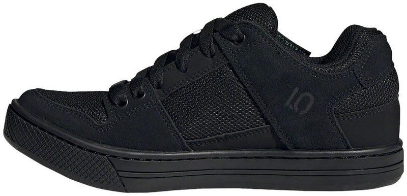 Load image into Gallery viewer, Five Ten Freerider Flat Shoes - Women's Core BLK / Acid Mint / Core BLK 9.5
