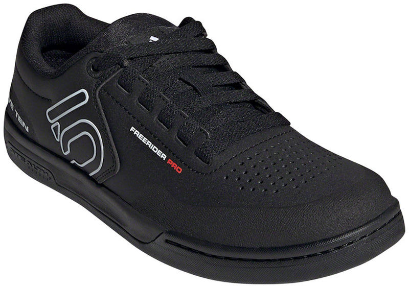 Load image into Gallery viewer, Five Ten Freerider Pro Flat Shoes - Men's Core BLK / Cloud White / Cloud White 7
