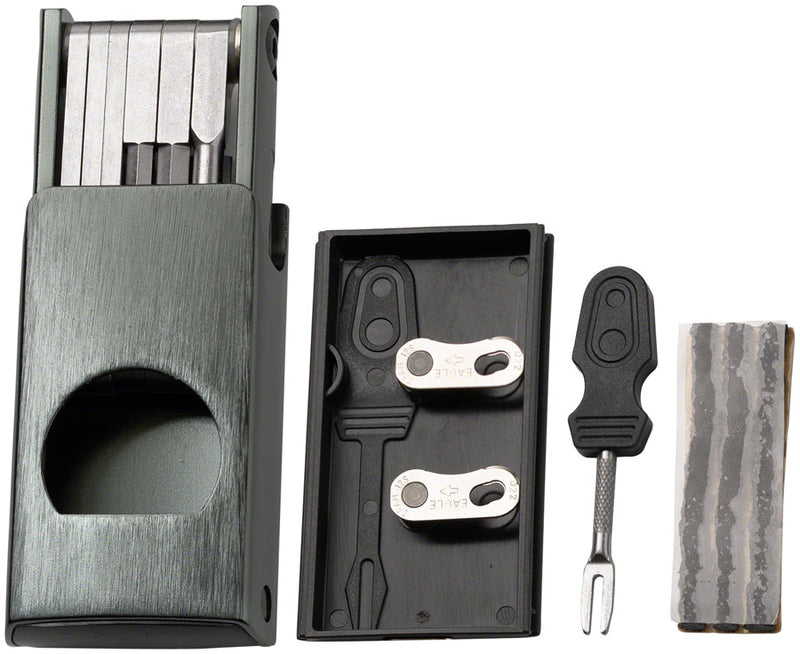 Load image into Gallery viewer, Crankbrothers F11 Tool - Black
