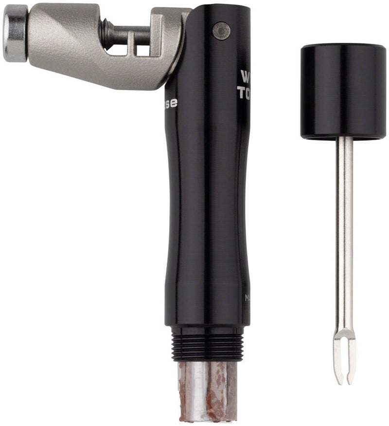 Load image into Gallery viewer, Wolf Tooth EnCase System Chain and Tire Plug Multi Tool
