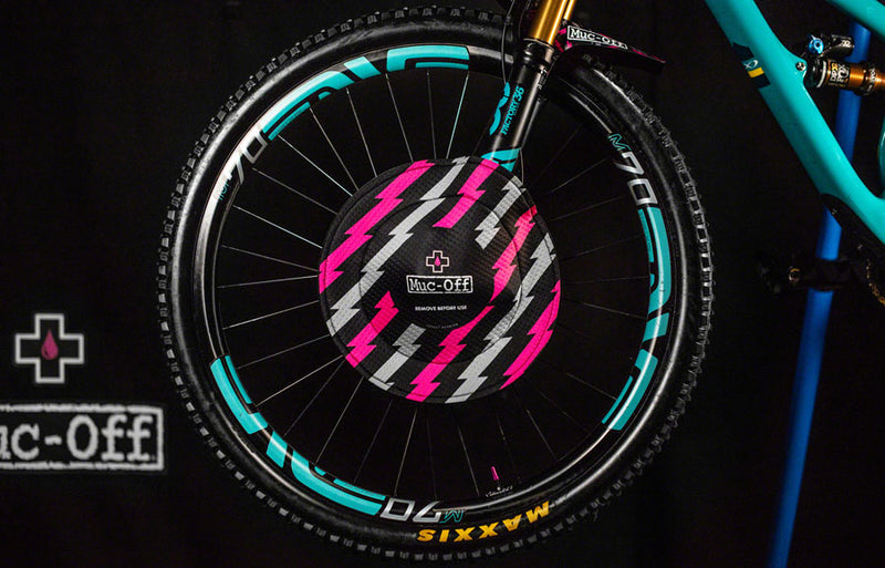 Load image into Gallery viewer, Muc-Off Disc Brake Covers Black/Pink
