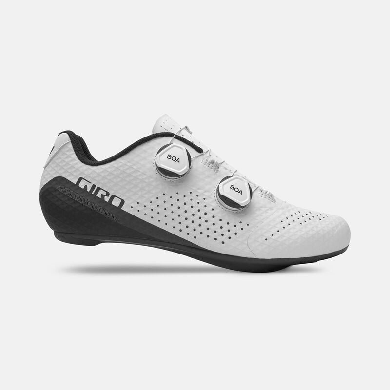 Load image into Gallery viewer, Giro Regime Shoes
